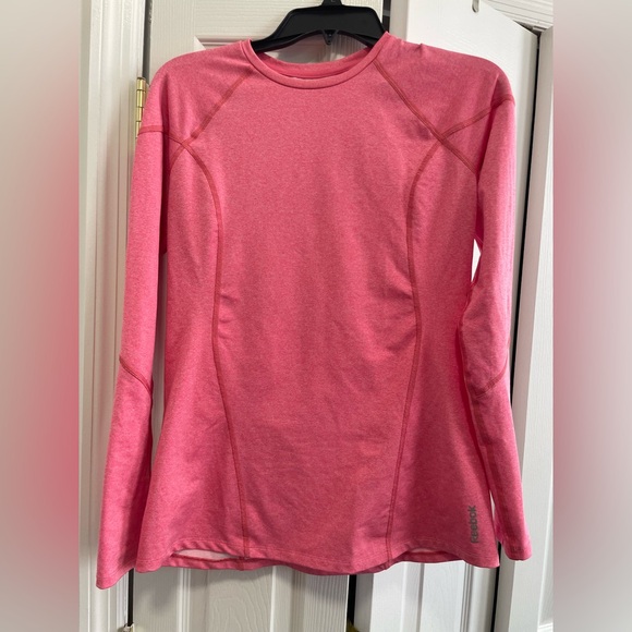 Three Reebok performance long sleeve - Picture 3 of 6